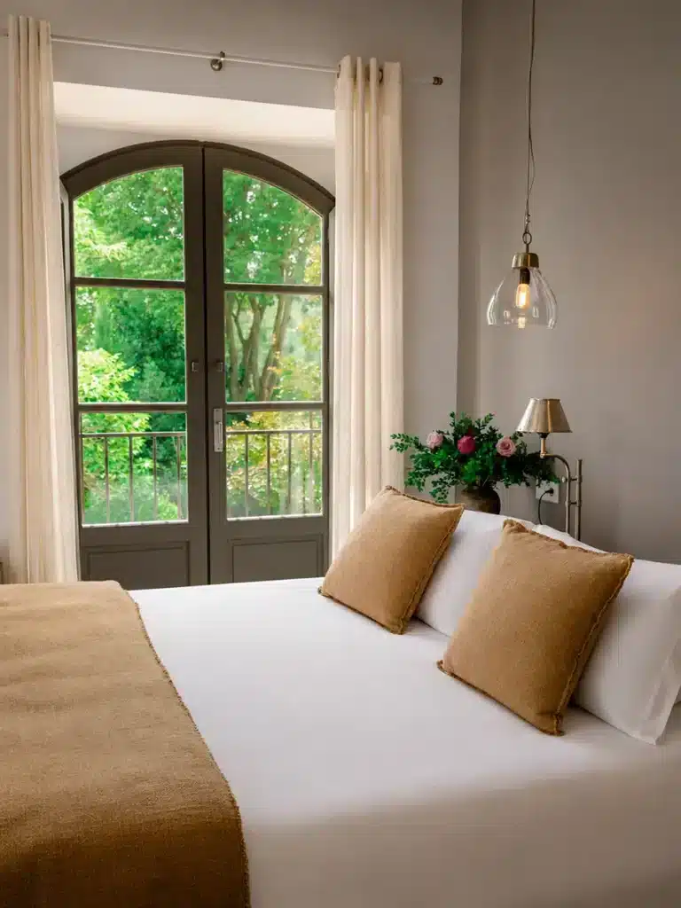 Mas de l amarine sylvestre wahid chambre emma 7 Nos Chambres 12 Mas de l amarine sylvestre wahid chambre emma 7
