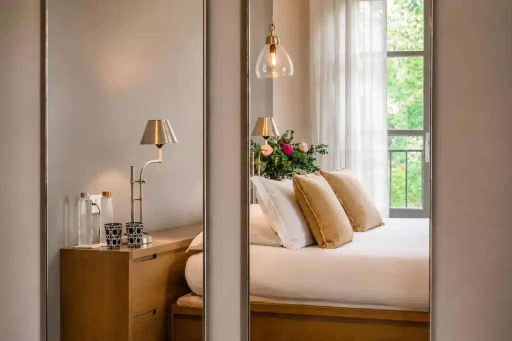 Mas de l amarine sylvestre wahid chambre emma 9 Nos Chambres 11 Mas de l amarine sylvestre wahid chambre emma 9